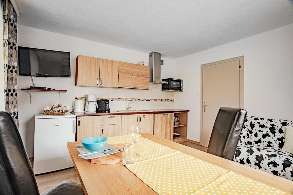 Apartments Leszek Elis 141 See Eksteriør bilde